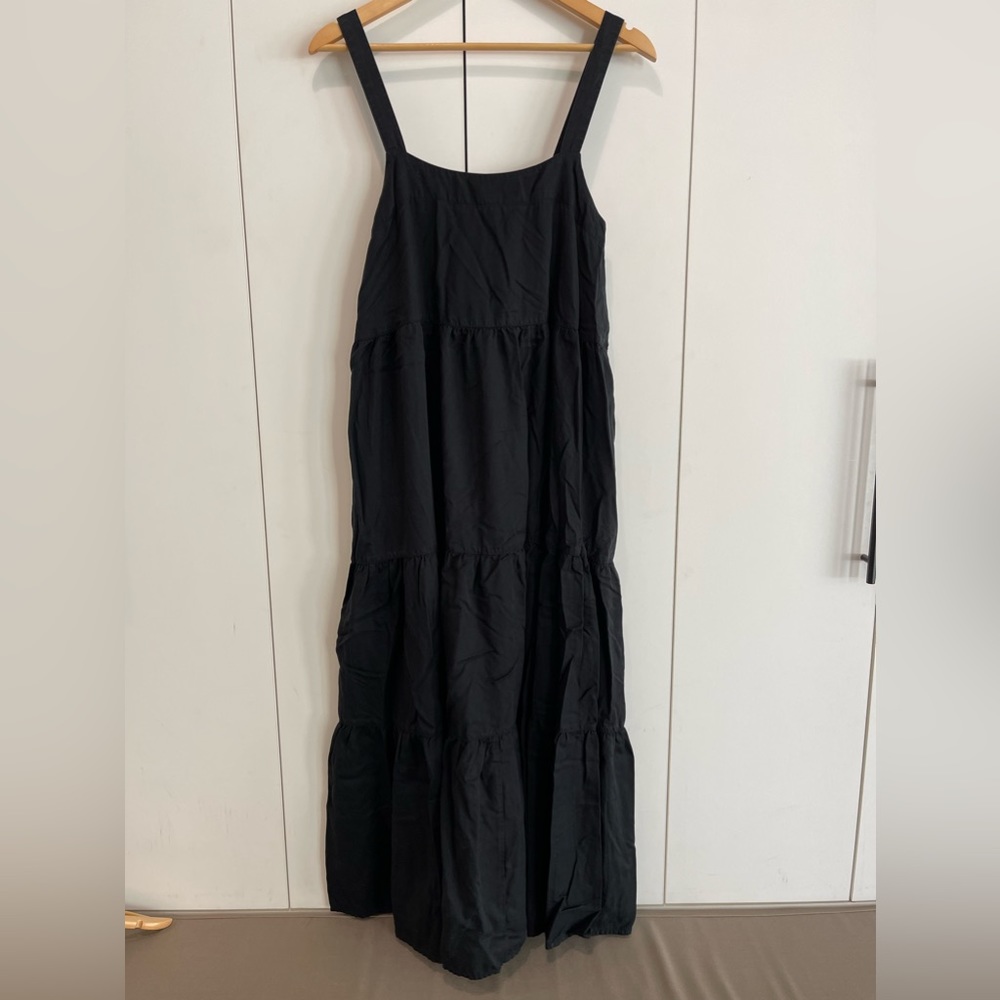 Black Maxi The Drop Dress with Pockets